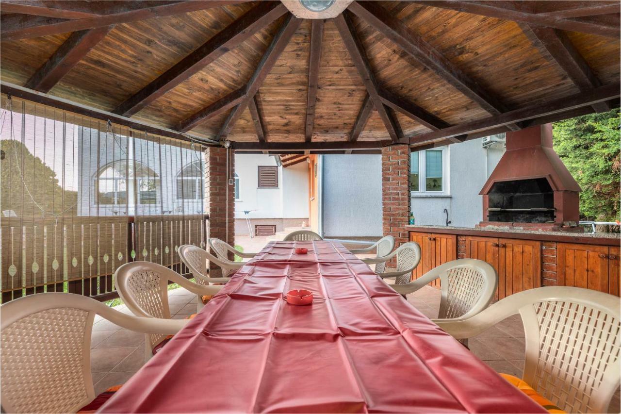 Apartment Villa Nera Pula Ngoại thất bức ảnh
