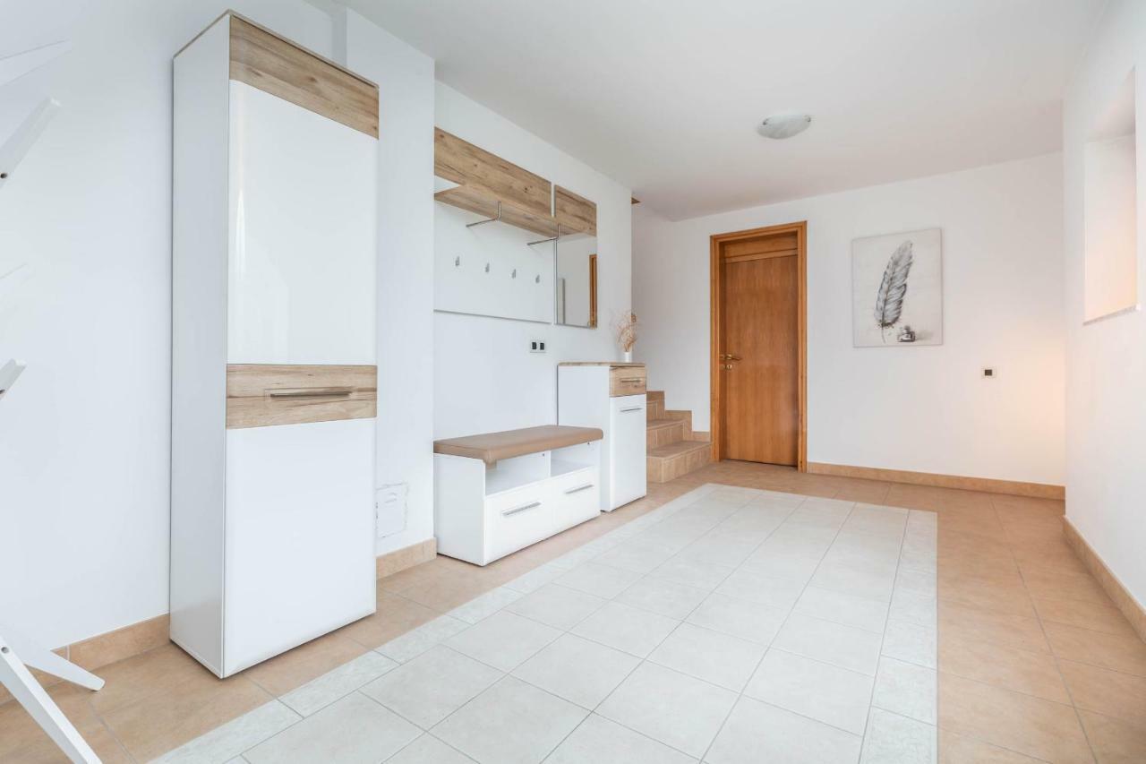 Apartment Villa Nera Pula Ngoại thất bức ảnh
