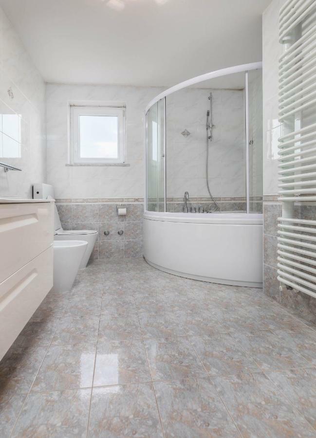 Apartment Villa Nera Pula Ngoại thất bức ảnh